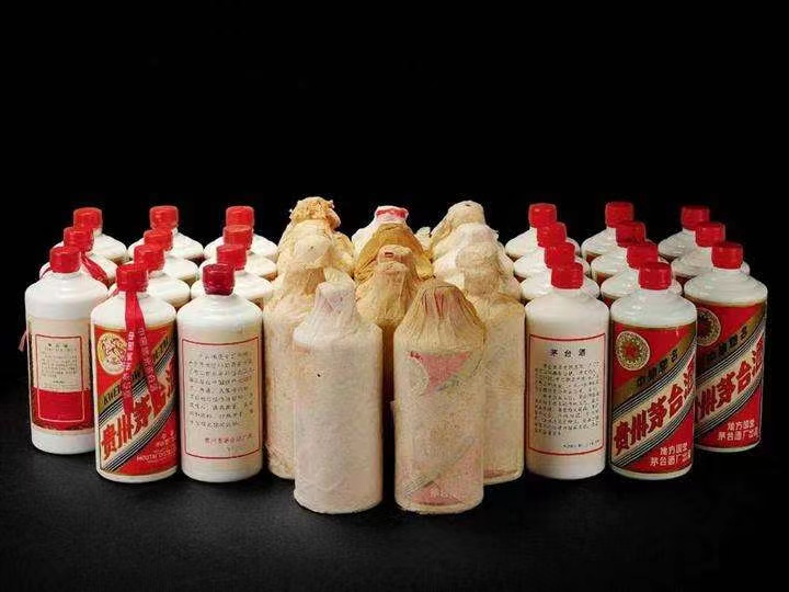 鄯善老酒回收上门哪里回收(附近上门回收茅台酒）?